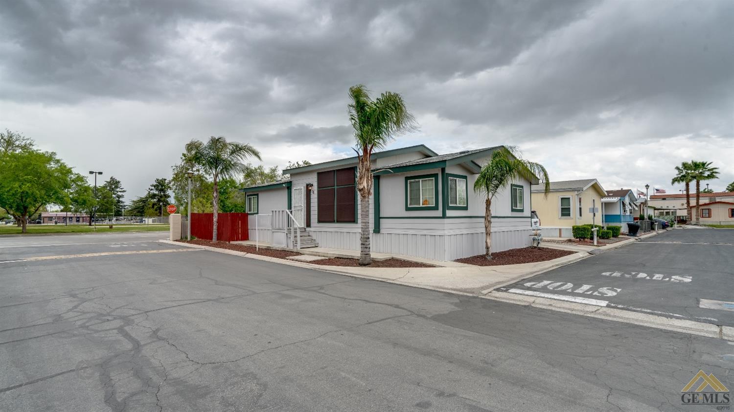 1601 Poso Dr #75, Wasco, CA 93280 photo 2