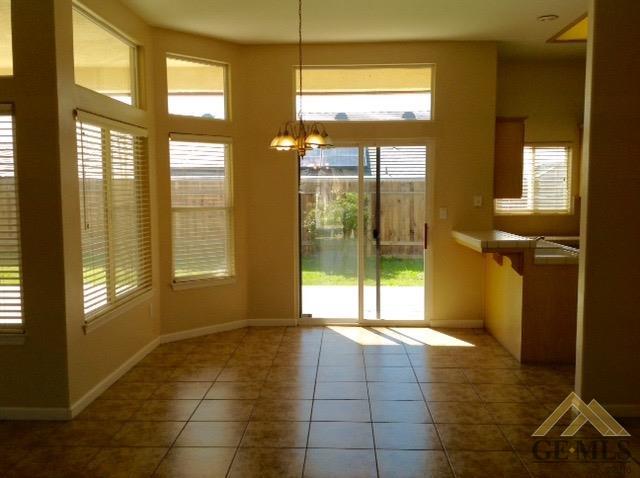 3811 Mount Celeste Ct, Bakersfield, CA 93313 photo 5