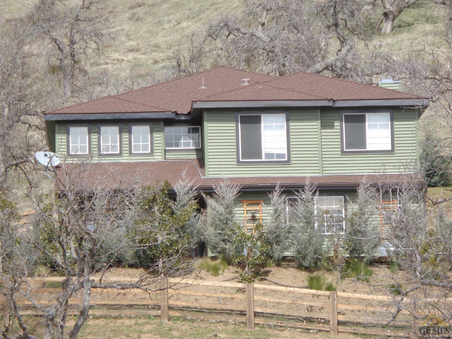 25821 Cumberland Rd, Tehachapi, CA 93561 photo 3