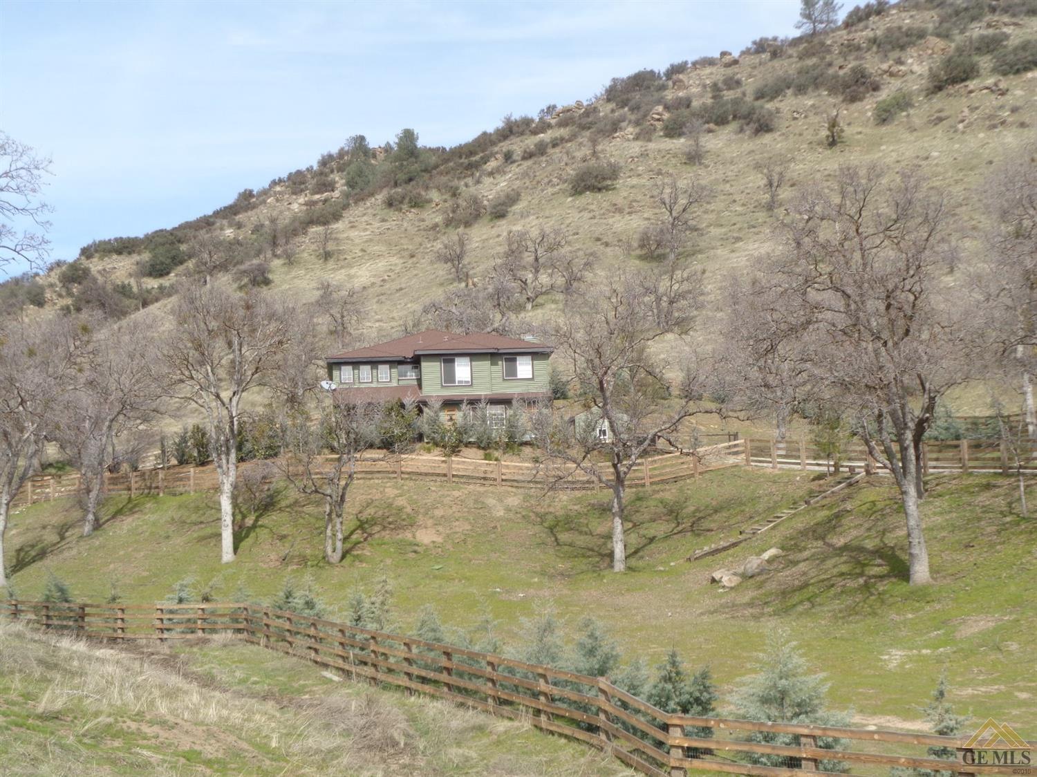 25821 Cumberland Rd, Tehachapi, CA 93561 photo 1