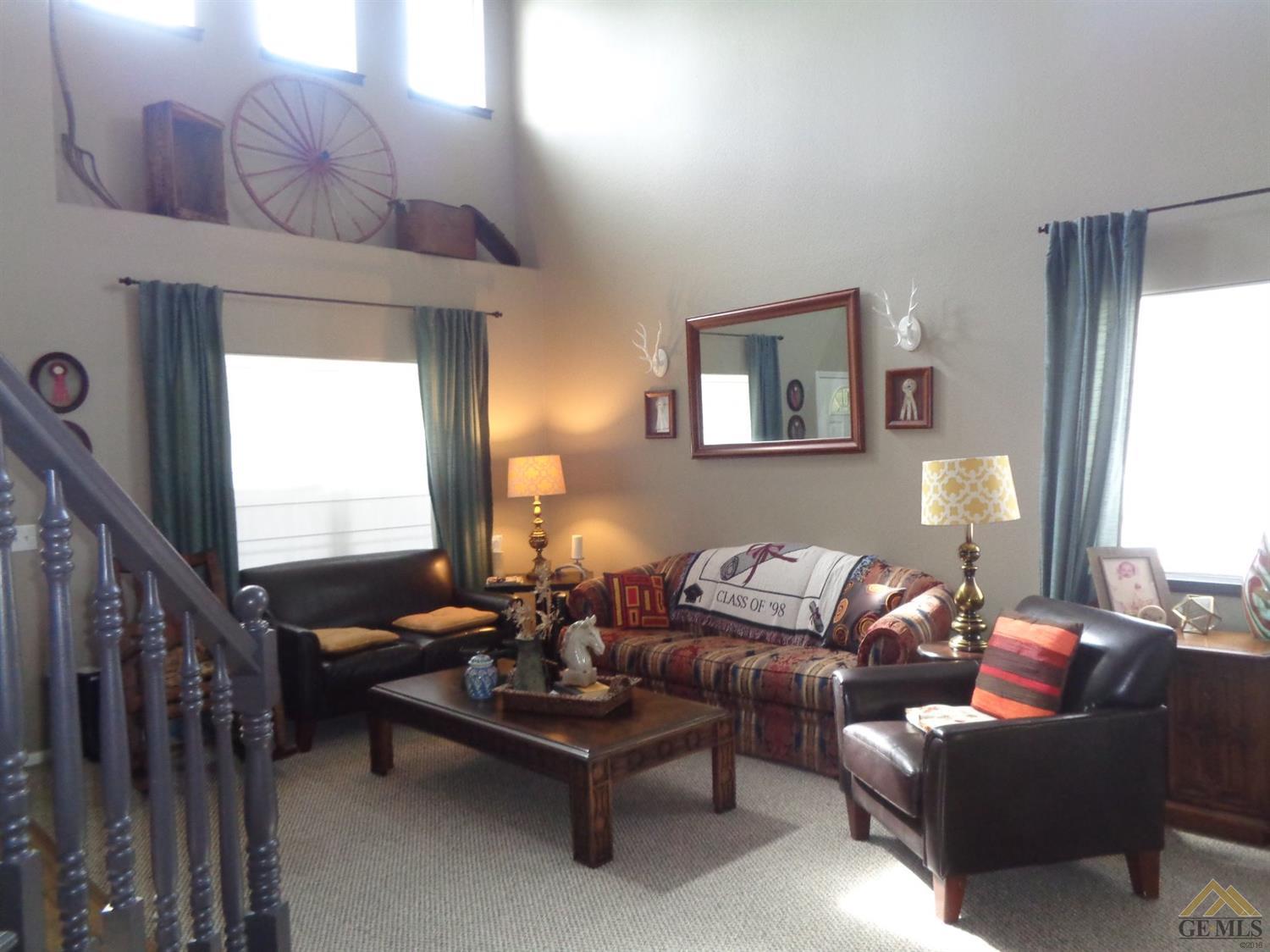 25821 Cumberland Rd, Tehachapi, CA 93561 photo 6