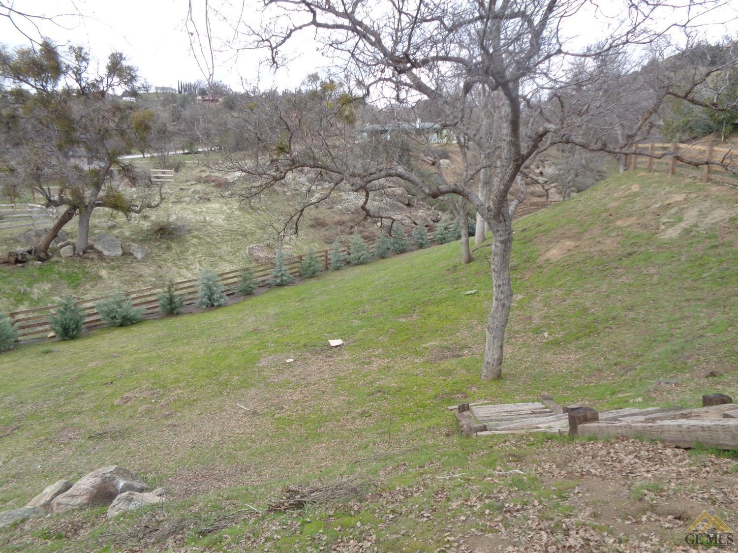 25821 Cumberland Rd, Tehachapi, CA 93561 photo 27