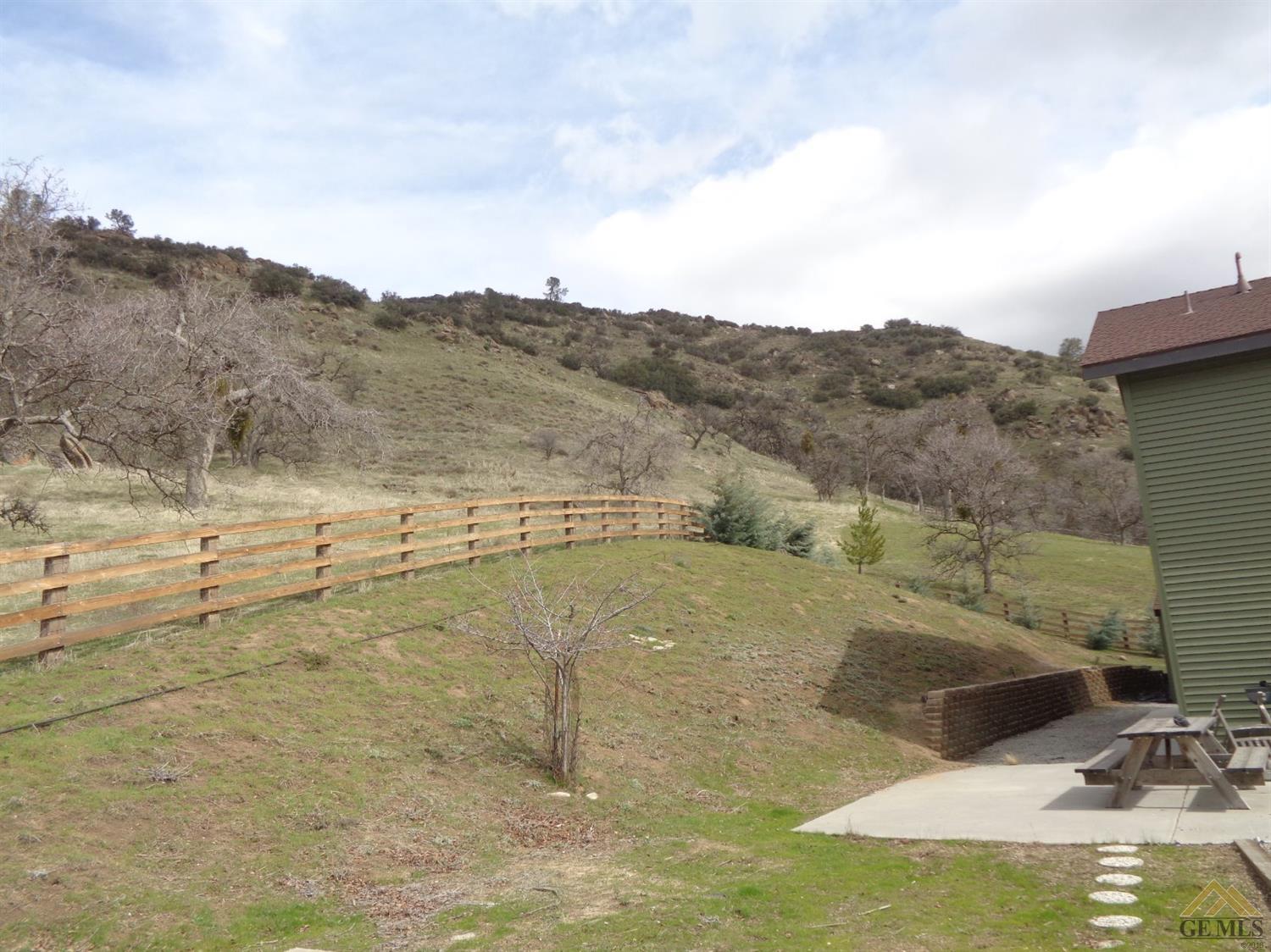 25821 Cumberland Rd, Tehachapi, CA 93561 photo 29
