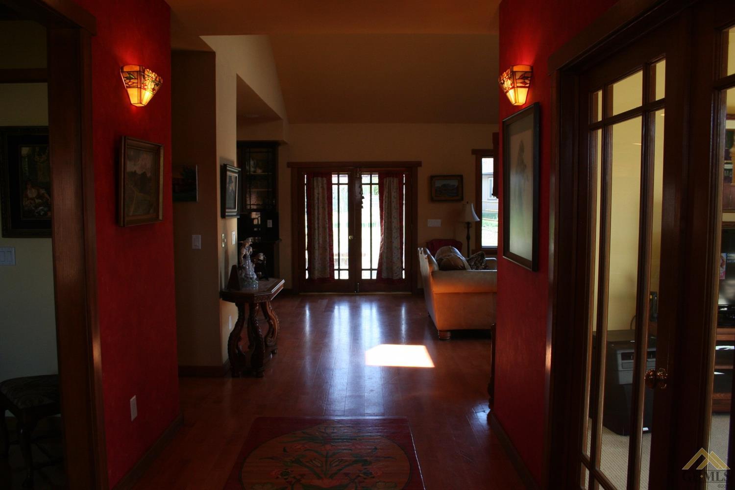 23760 Aqua Villa Ct, Tehachapi, CA 93561 photo 2