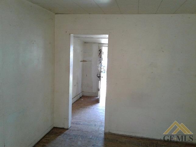 1902 5th St, Wasco, CA 93280 photo 9