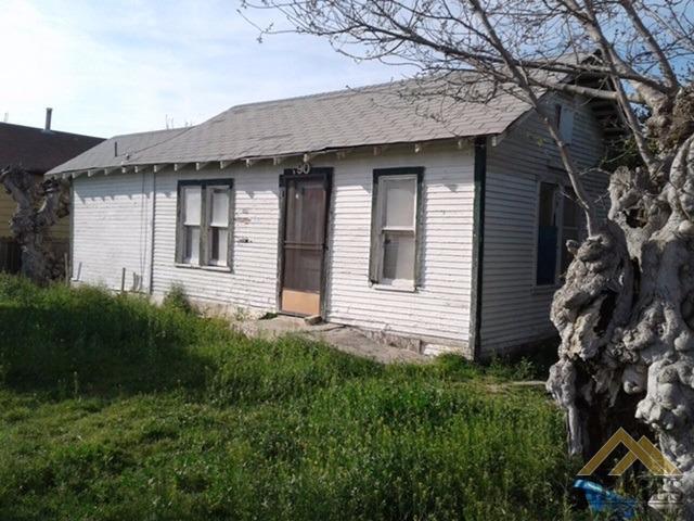 1902 5th St, Wasco, CA 93280 photo 1
