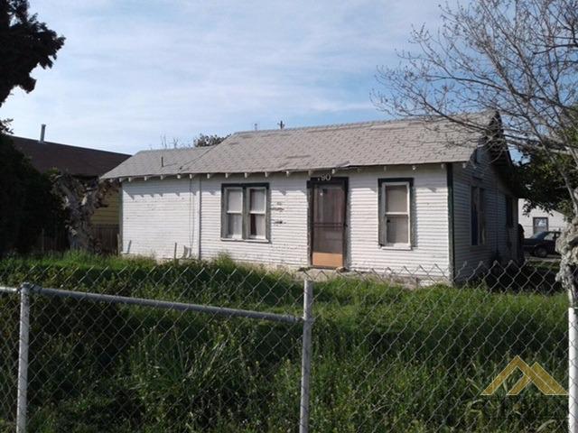 1902 5th St, Wasco, CA 93280 photo 2