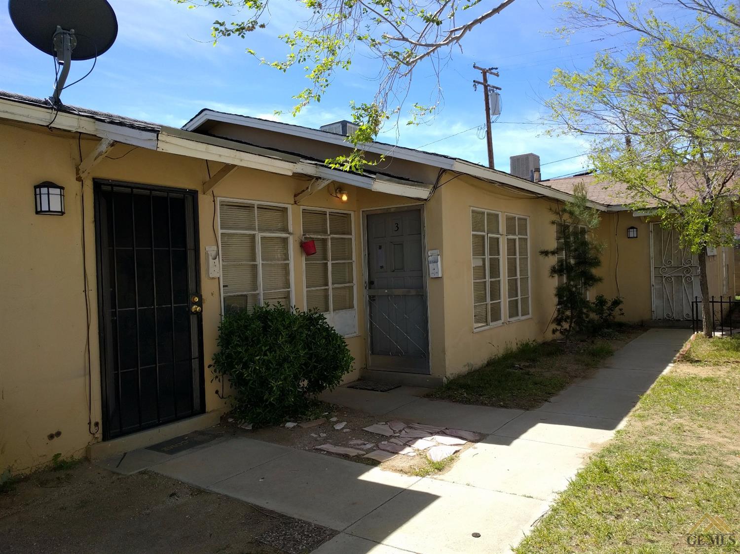 16355 K St, Mojave, CA 93501 photo 3