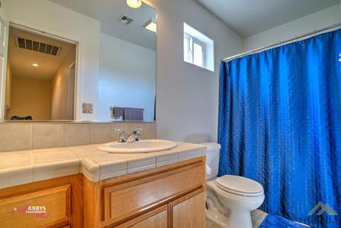 2124 R St, Bakersfield, CA 93301 photo 16