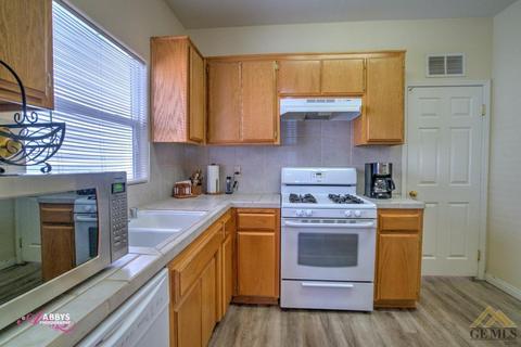 2124 R St, Bakersfield, CA 93301 photo 9