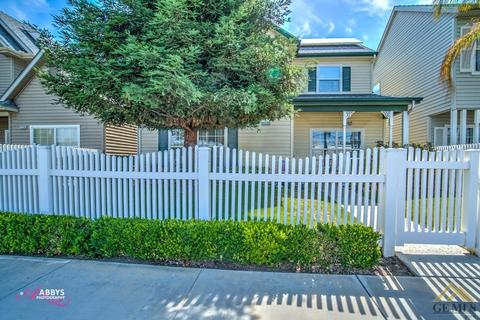 2124 R St, Bakersfield, CA 93301 photo 1