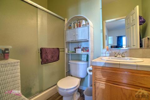 2124 R St, Bakersfield, CA 93301 photo 13