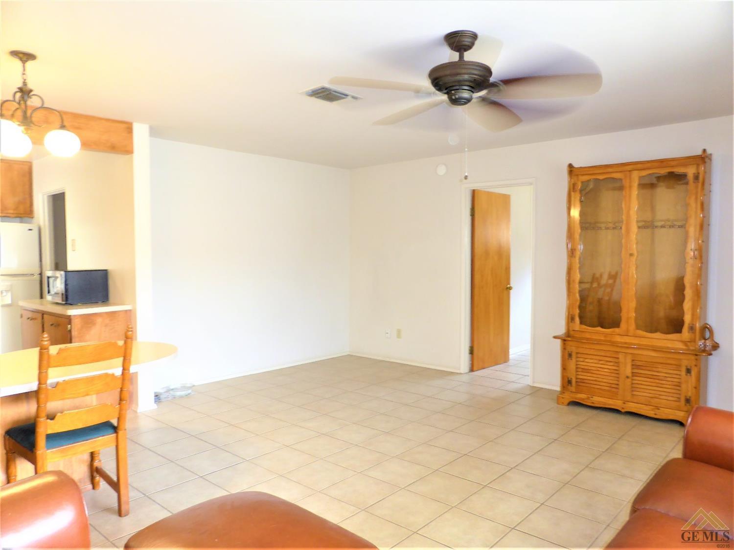 106 Buchanan St, Taft, CA 93268 photo 13