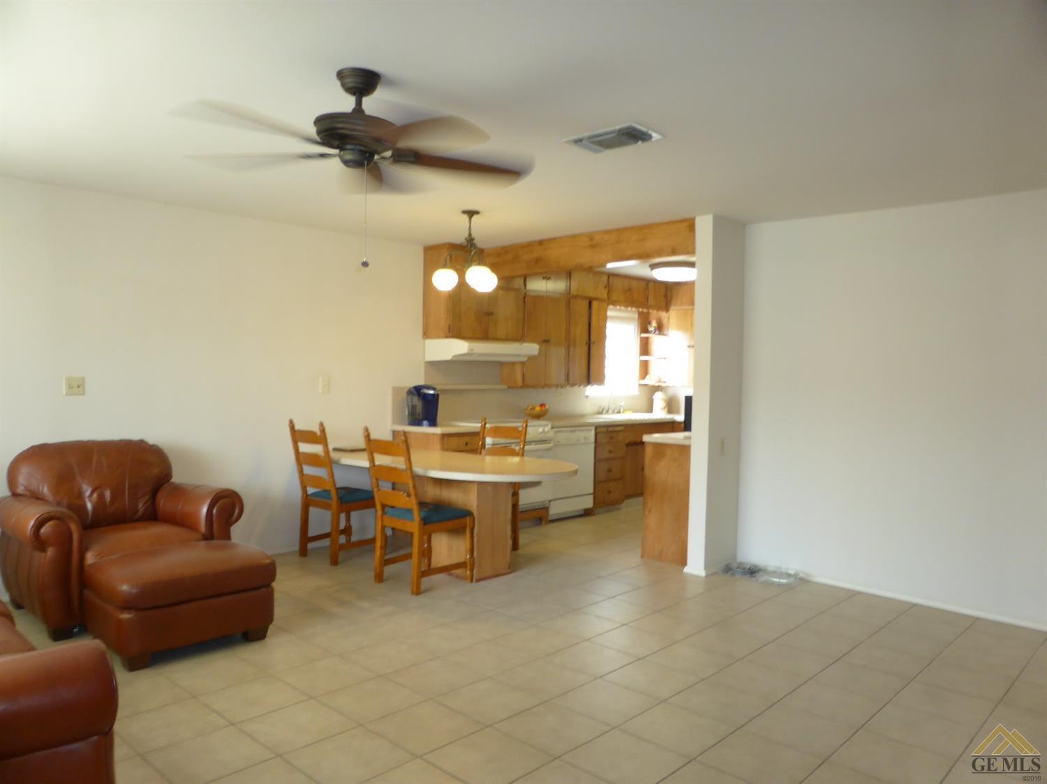 106 Buchanan St, Taft, CA 93268 photo 10
