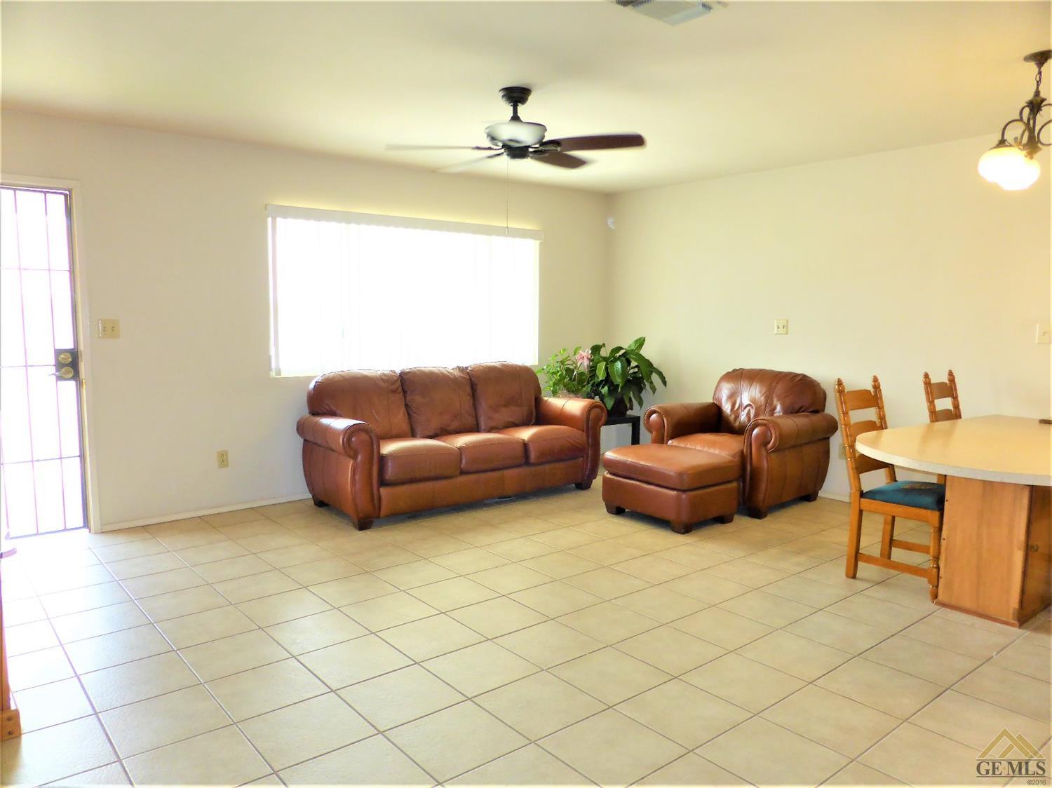 106 Buchanan St, Taft, CA 93268 photo 11