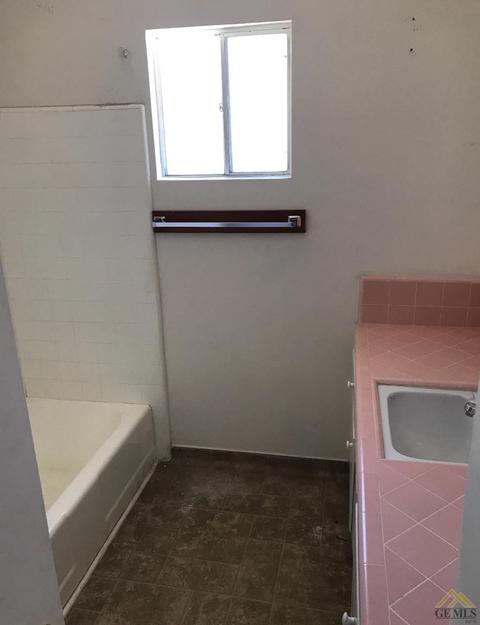 137 Bendix St, Bakersfield, CA 93308 photo 13