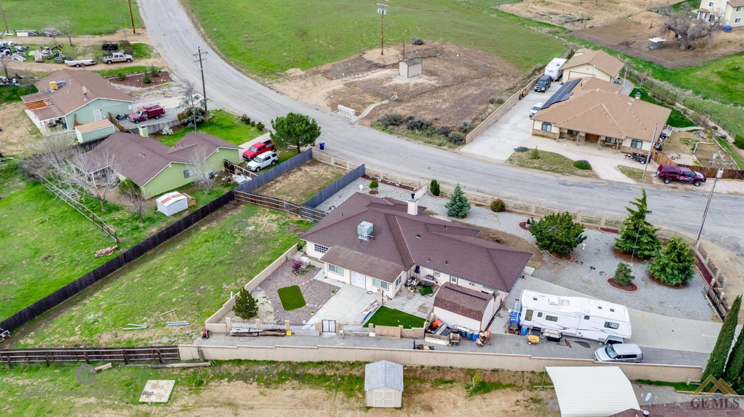 21600 Ginger Ct, Tehachapi, CA 93561 photo 17