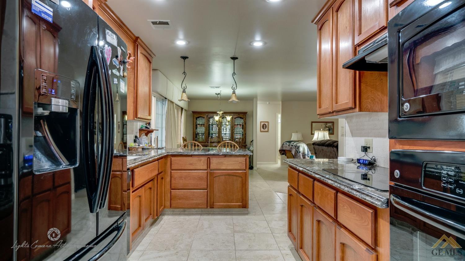 21600 Ginger Ct, Tehachapi, CA 93561 photo 5