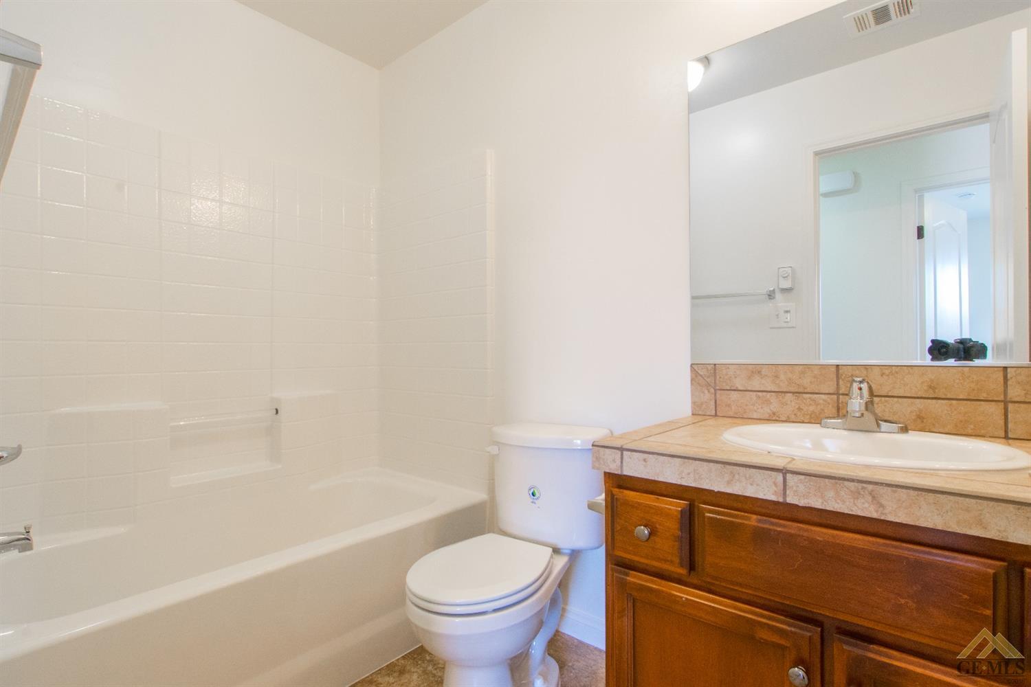9143 Murcott Ct, Bakersfield, CA 93306 photo 7