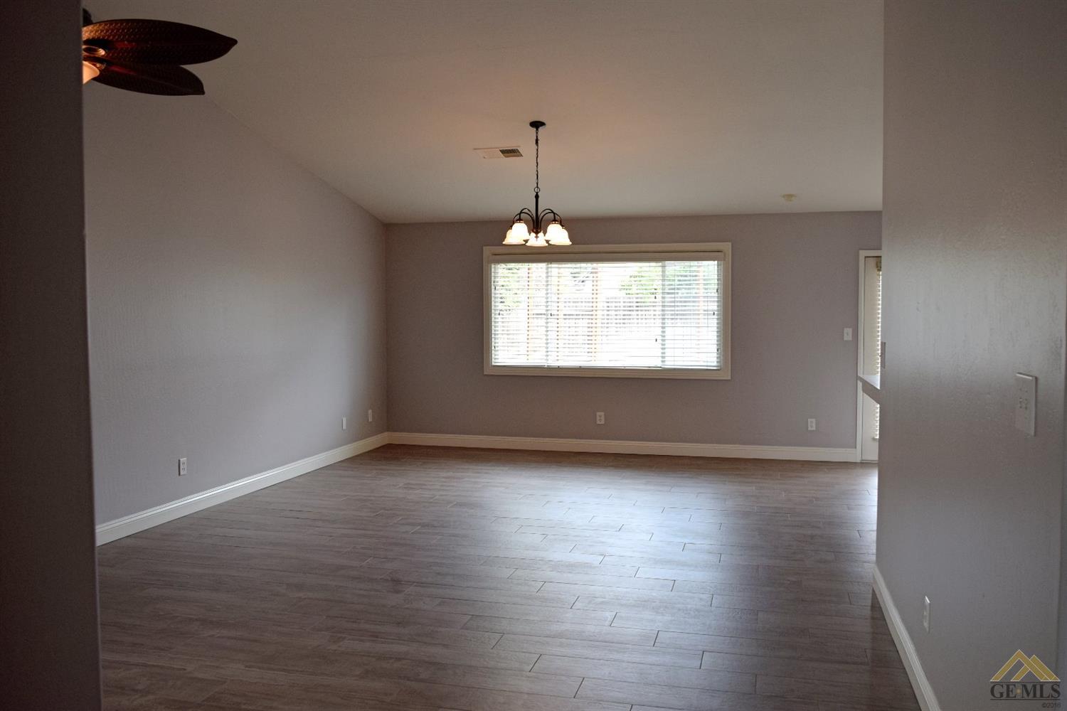 10302 Starlight Peak Dr, Bakersfield, CA 93311 photo 7