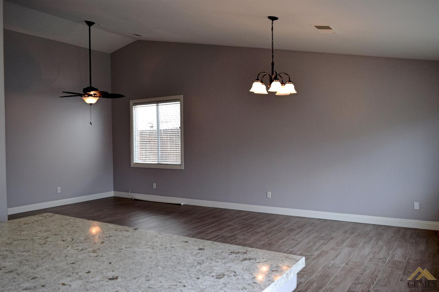 10302 Starlight Peak Dr, Bakersfield, CA 93311 photo 11