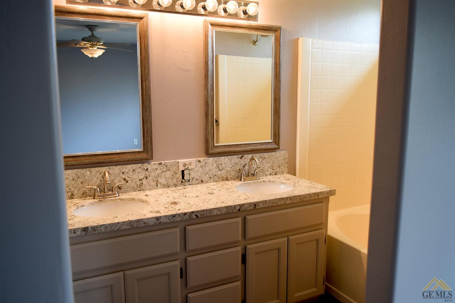 10302 Starlight Peak Dr, Bakersfield, CA 93311 photo 30