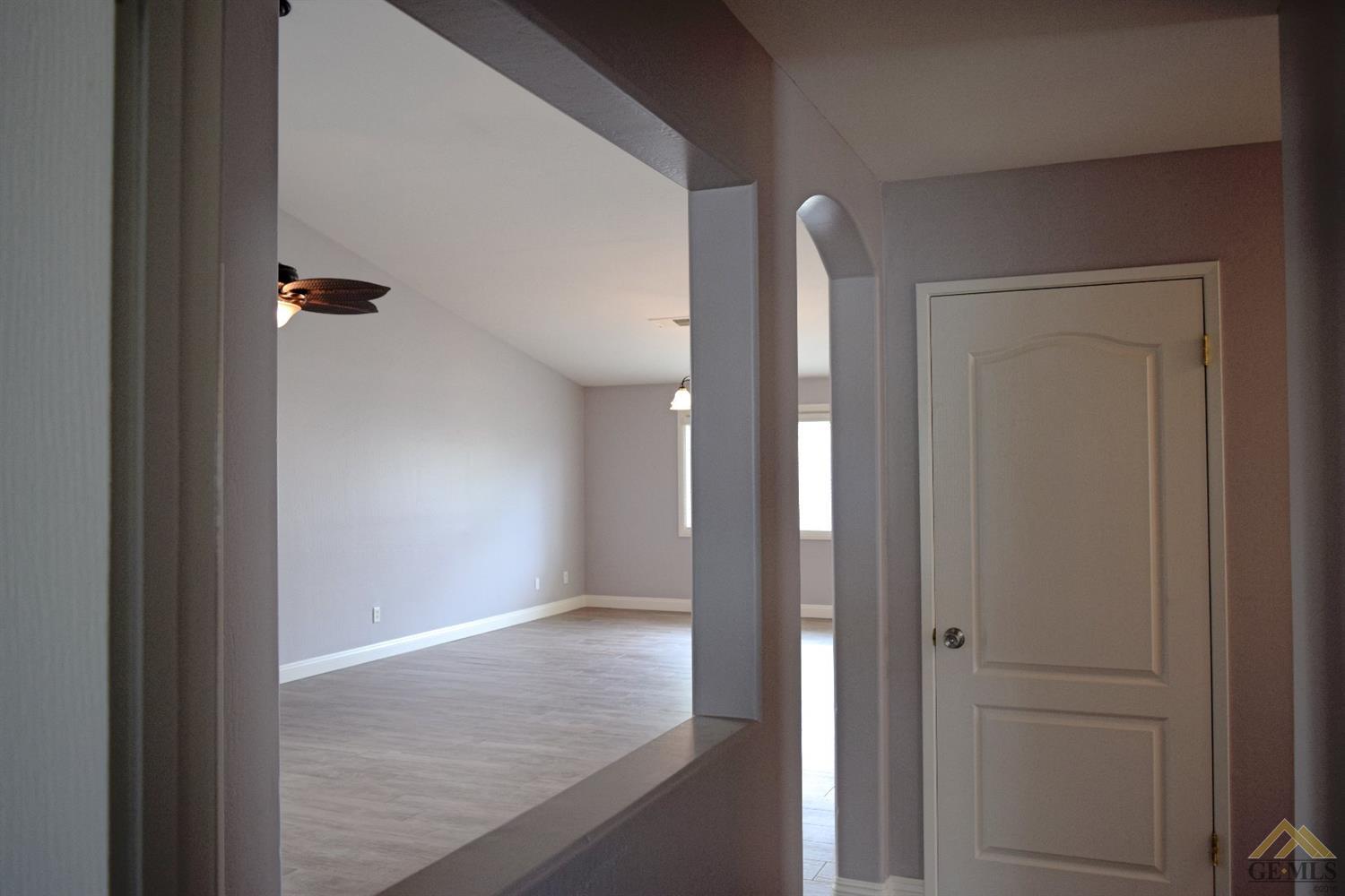 10302 Starlight Peak Dr, Bakersfield, CA 93311 photo 17