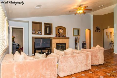 12013 Cedar Bluff Ave, Bakersfield, CA 93312 photo 4