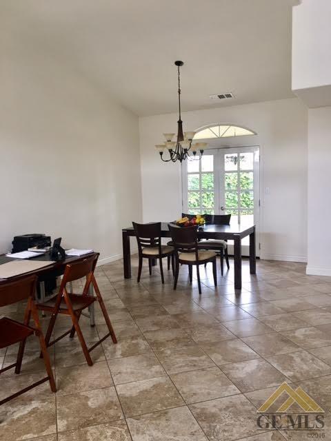 1901 5th Dr, Delano, CA 93215 photo 4