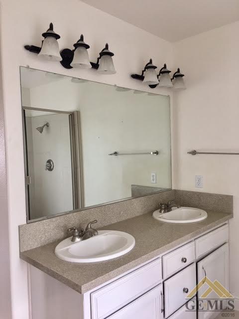 1901 5th Dr, Delano, CA 93215 photo 14