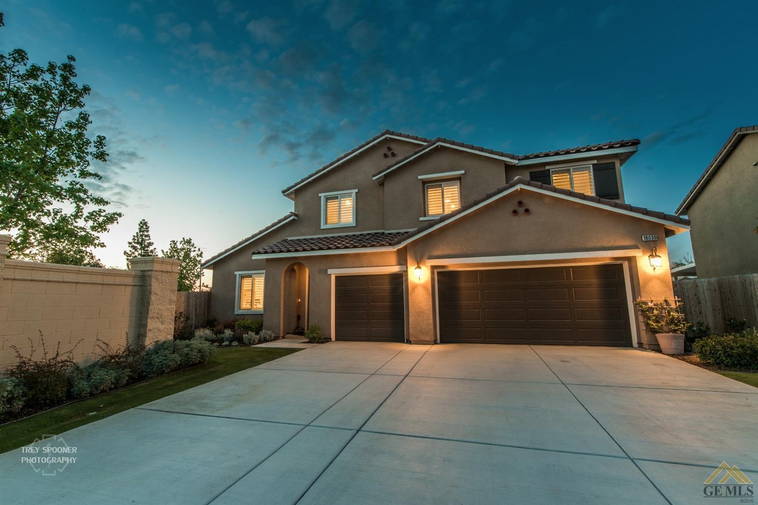 16030 Cusano Pl, Bakersfield, CA 93314 photo 2