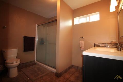 1126 Baldwin Rd, Bakersfield, CA 93304 photo 19