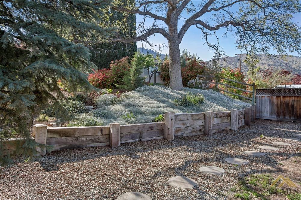 21508 Belmont Dr, Tehachapi, CA 93561 photo 28