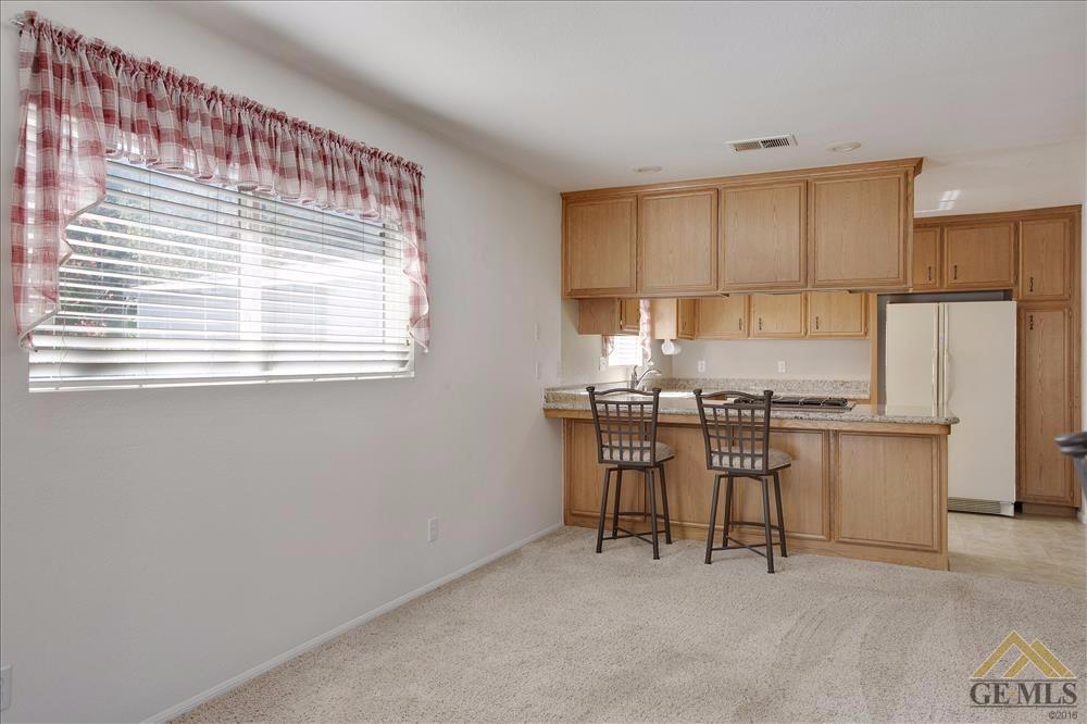 21508 Belmont Dr, Tehachapi, CA 93561 photo 10