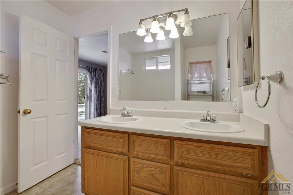 21508 Belmont Dr, Tehachapi, CA 93561 photo 22