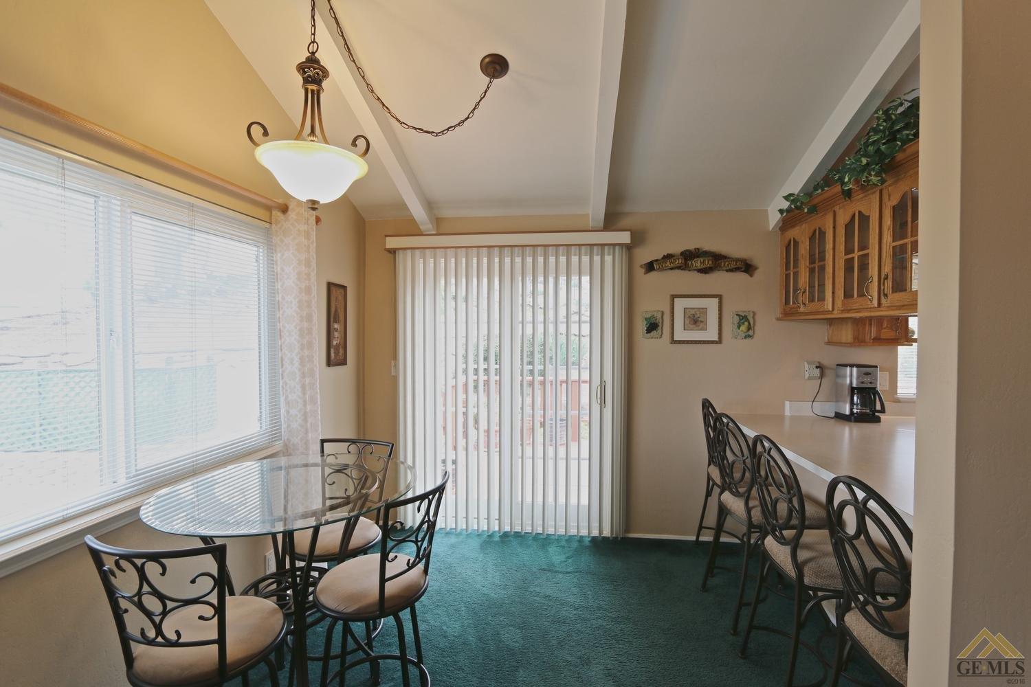 28601 Delaware Dr, Tehachapi, CA 93561 photo 8