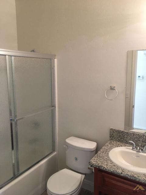 460 Pebble Beach Way, Wasco, CA 93280 photo 7