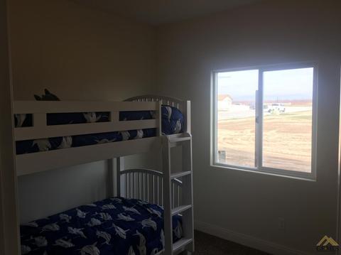 460 Pebble Beach Way, Wasco, CA 93280 photo 10