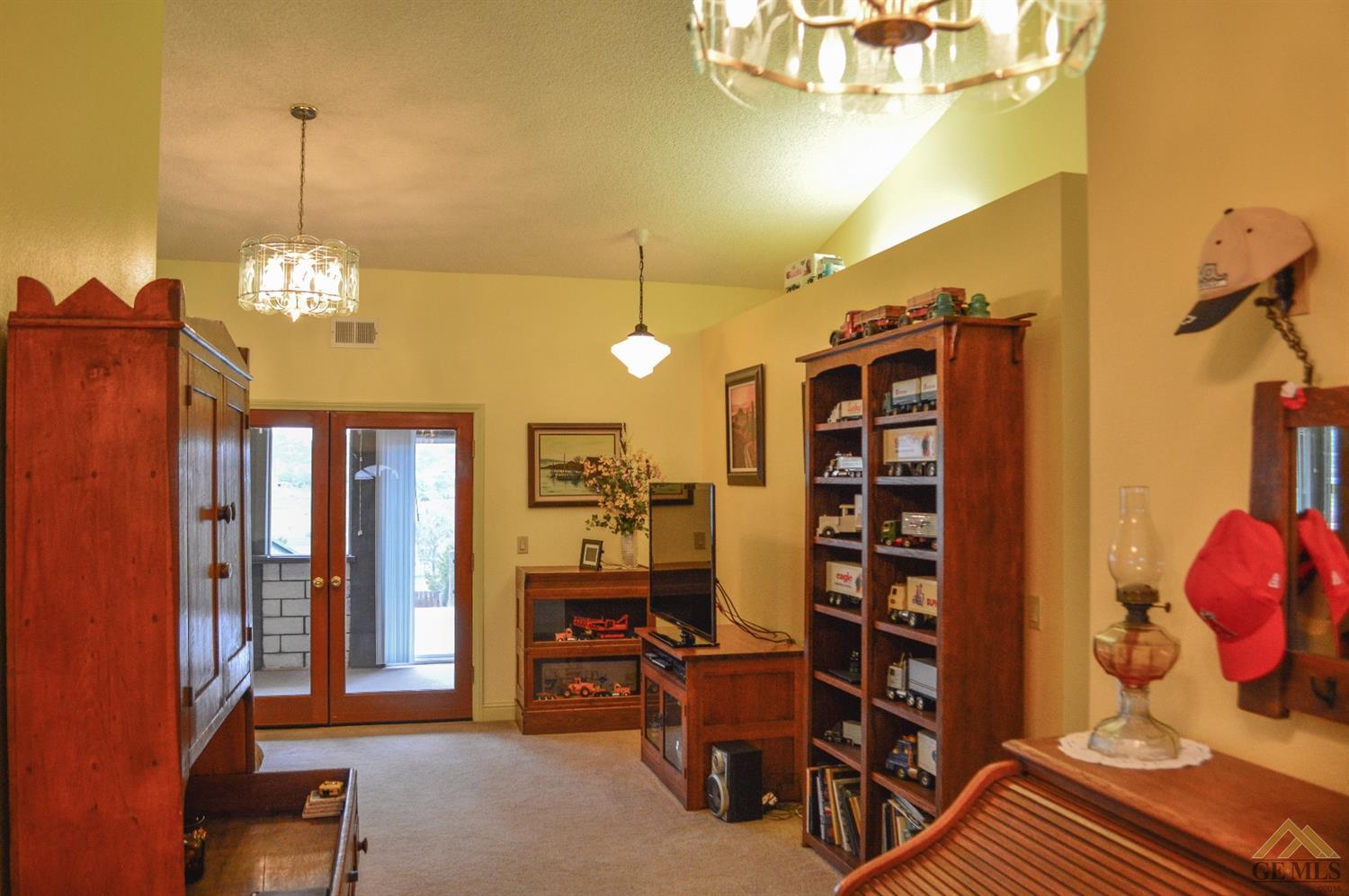 20401 Clubview Ct, Tehachapi, CA 93561 photo 14
