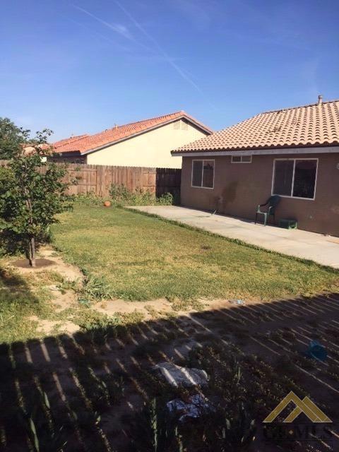 409 Midnight Ct, Bakersfield, CA 93307 photo 4