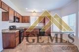 825 Green St, Tehachapi, CA 93561 photo 4