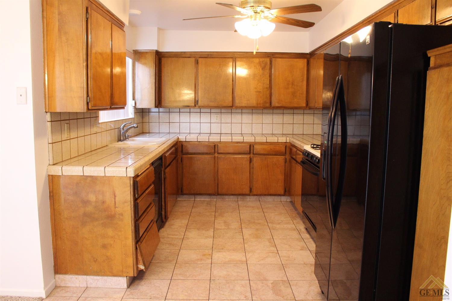 4308 Spaulding Ct, Bakersfield, CA 93313 photo 9