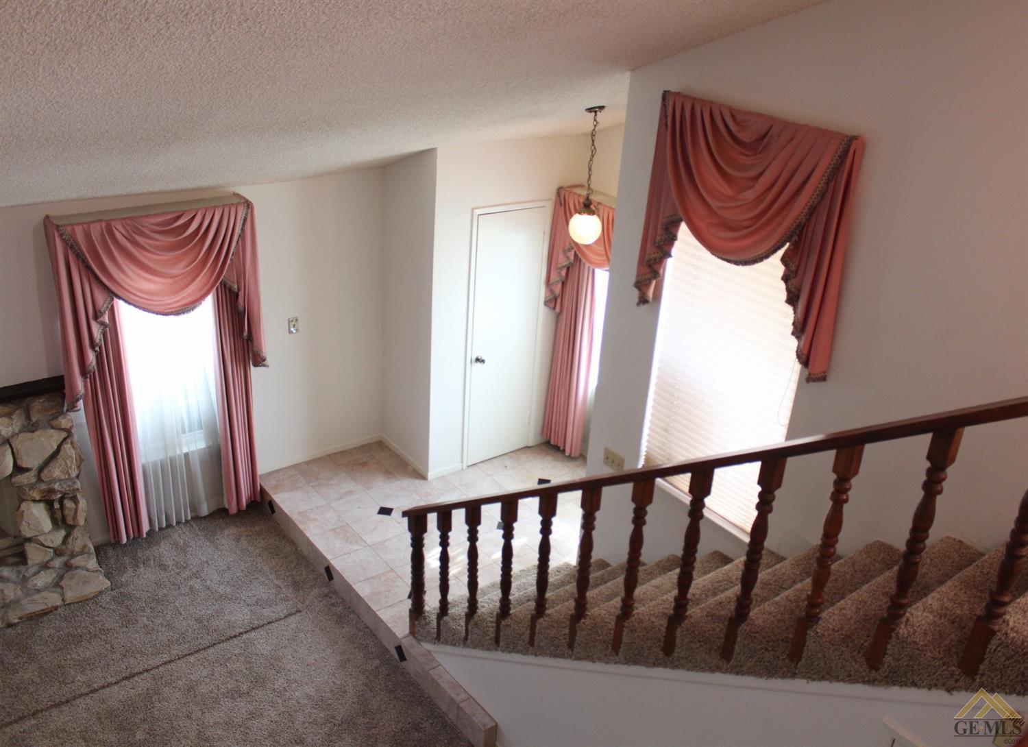 4308 Spaulding Ct, Bakersfield, CA 93313 photo 3