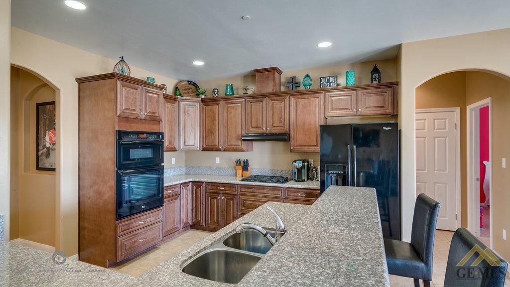 3121 Batch Ln, Bakersfield, CA 93312 photo 9