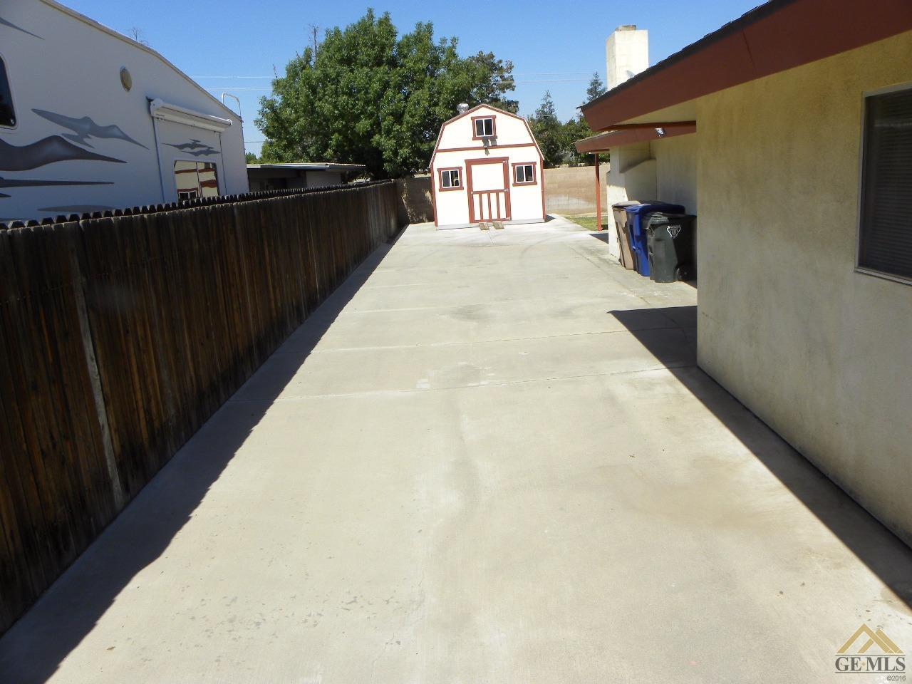 9028 Thurber Ln, Bakersfield, CA 93311 photo 18