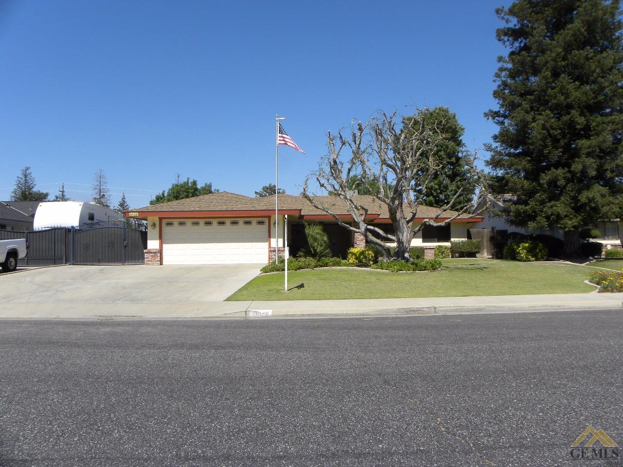 9028 Thurber Ln, Bakersfield, CA 93311 photo 17