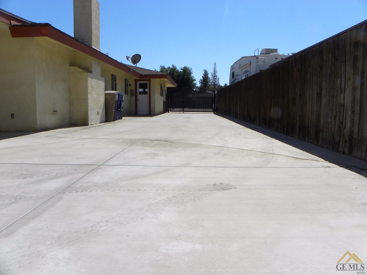 9028 Thurber Ln, Bakersfield, CA 93311 photo 19