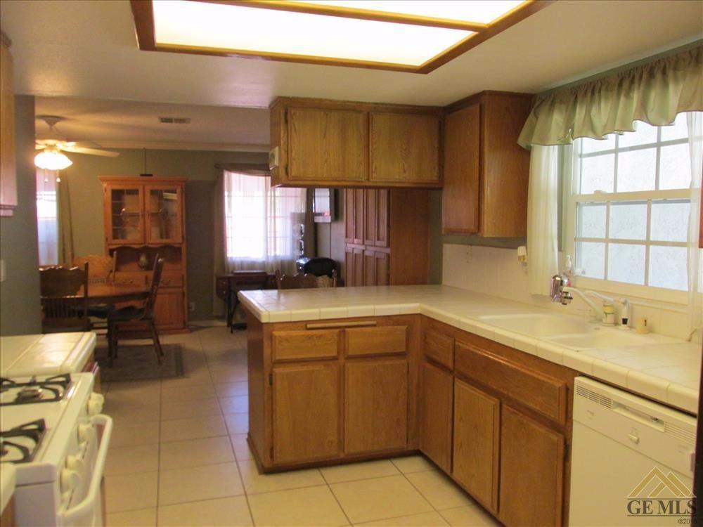 743 Silver Oak Dr, Tehachapi, CA 93561 photo 7