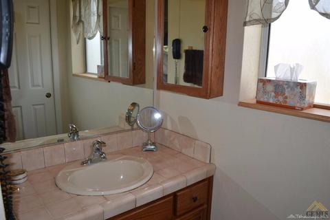 22563 Mariposa Rd, Tehachapi, CA 93561 photo 14