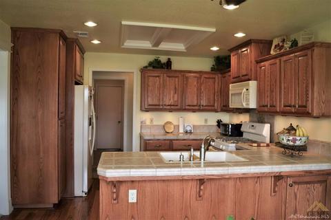22563 Mariposa Rd, Tehachapi, CA 93561 photo 9